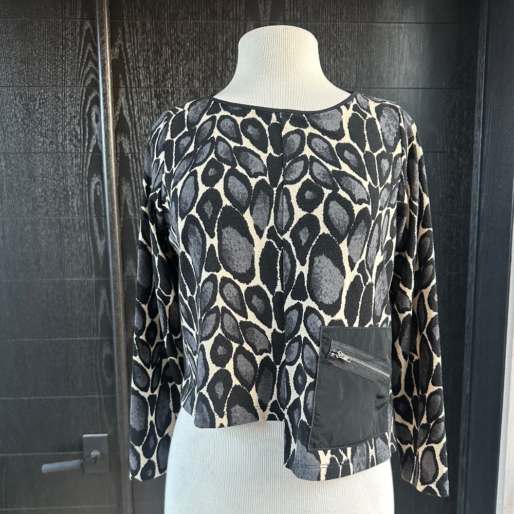 NWT Sun Kim topper, size XS